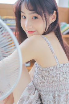 紧身裙女教师